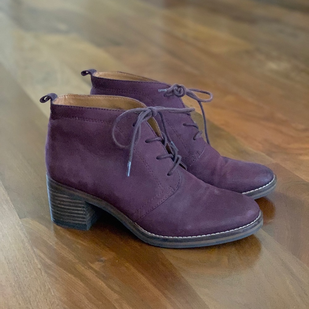 Wine color ankle boots